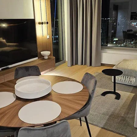 Appartement Skypark Elite Suite, View ,free Parking Bratislava