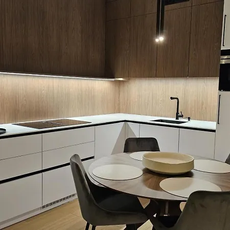 Lejlighed Skypark Elite Suite, View ,free Parking Bratislava