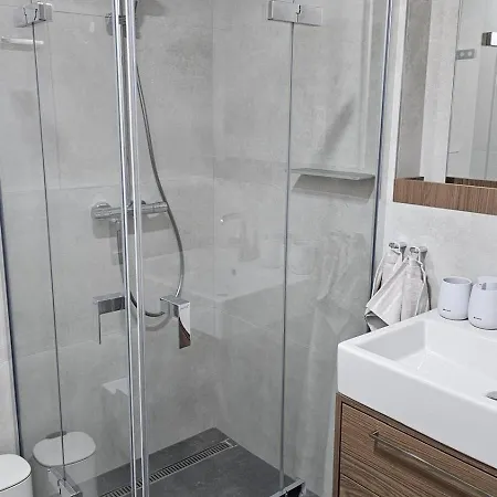 Skypark Escape With Balcony Apartment Bratislava