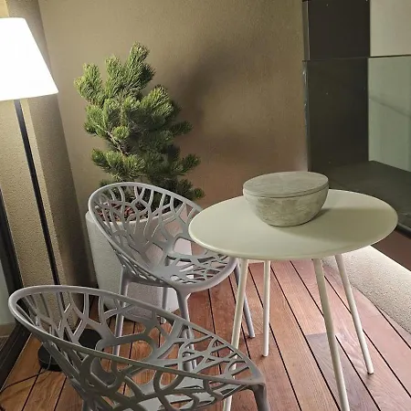 Skypark Escape With Balcony Apartment Bratislava