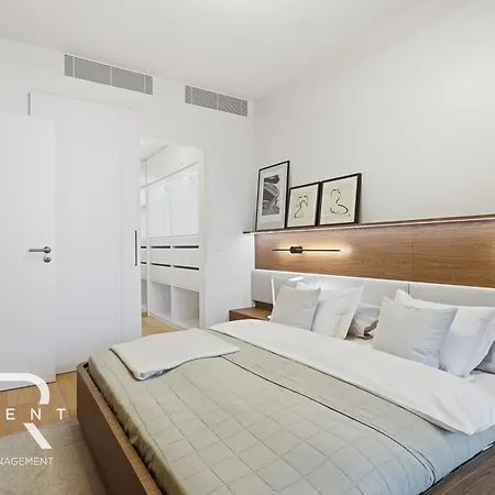 Skypark Elite Suite, View ,free Parking *