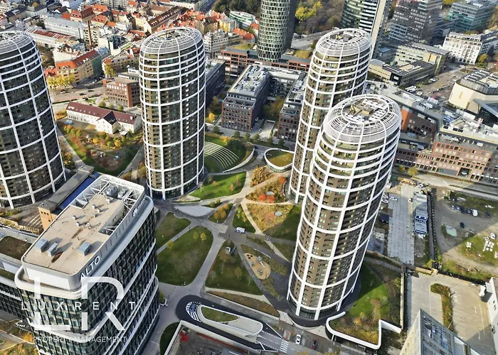 Skypark Elite Suite, View ,free Parking * Μπρατισλάβα